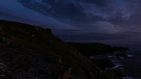 Coastal lighthouse over the ocean — Stillmotion
