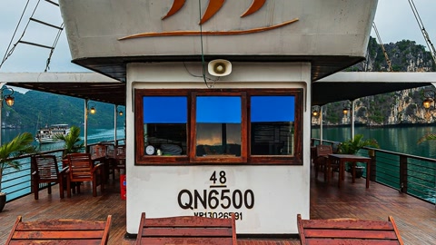 Boat deck with island views — Stillmotion