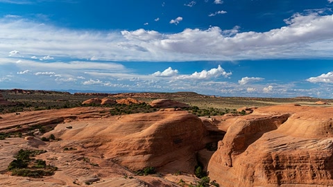 Sandstone buttes and desert cliffs — Stillmotion