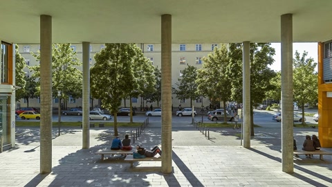 Modern office courtyard with spiral staircase — Stillmotion