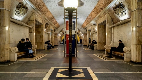 Novokuznetskaya Station, Moscow Metro, Russia. — Stillmotion