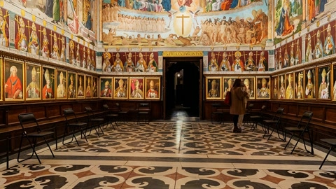 Ornate church interior with painted walls — Stillmotion