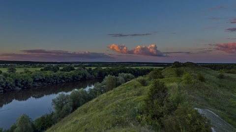 River valley at sunset — Stillmotion