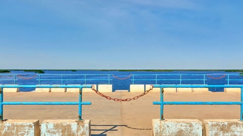 Lock chamber with water gates — Stillmotion