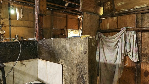 Cluttered rustic storage room — Stillmotion