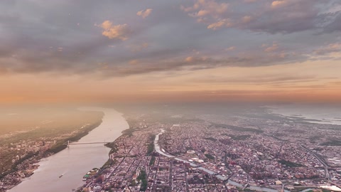 Aerial city view at sunset — Stillmotion