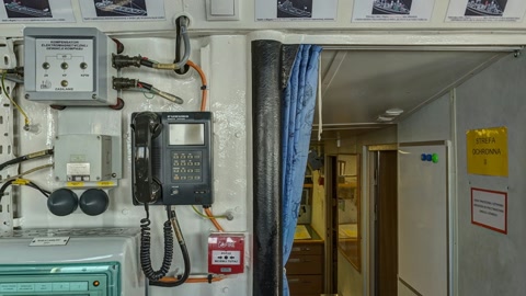 Train bridge interior with operator — Stillmotion