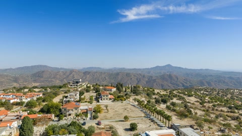 Hillside village with red roofs — Stillmotion