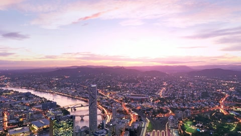 City skyline at sunset — Stillmotion