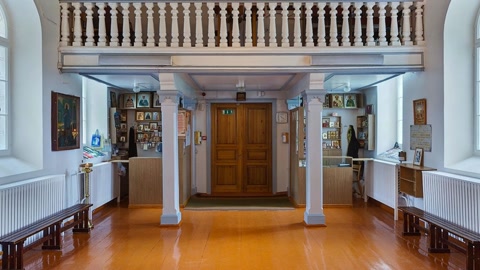 Orthodox church entrance hall — Stillmotion