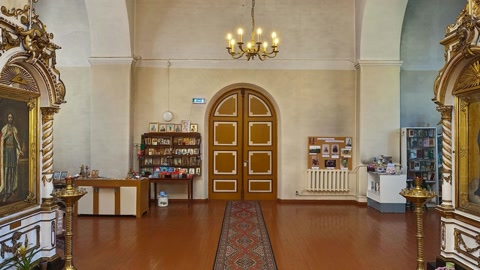 Orthodox church interior with icons — Stillmotion