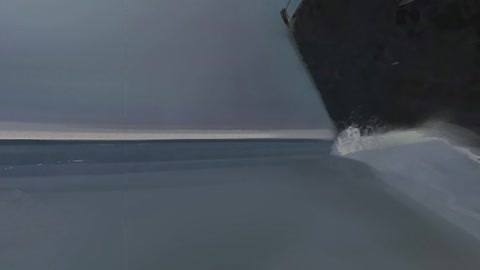 Submarine in icy waters — Stillmotion
