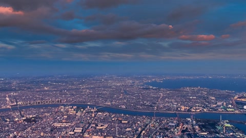 City skyline at sunset — Stillmotion