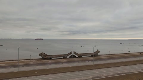 Seaside promenade with retaining walls — Stillmotion
