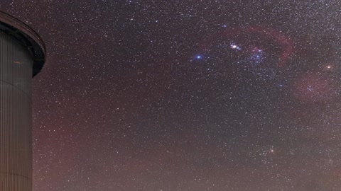 Airglow above the ESO 3.6-metre telescope — Stillmotion