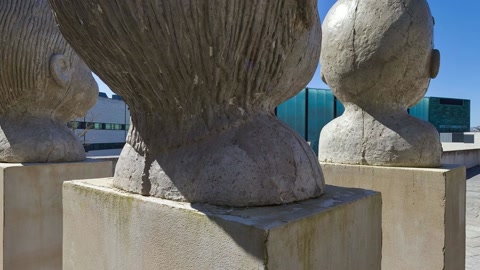 Outdoor sculpture courtyard — Stillmotion