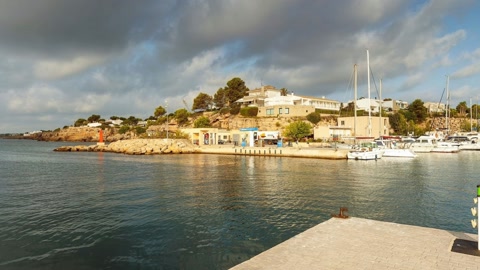 Harbor marina with docked boats — Stillmotion