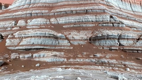 Layered badlands rock formations — Stillmotion