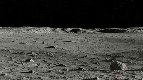 Lunar surface with Earth in space — Stillmotion