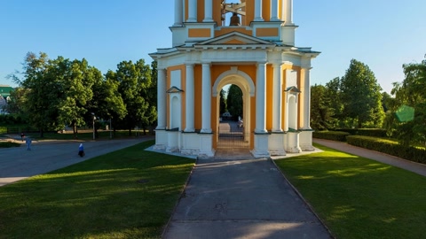 Church complex with towers and gardens — Stillmotion