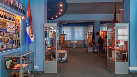 Space museum with rocket models — Stillmotion