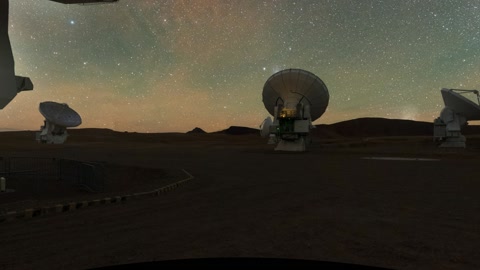 Antennas towards the Milky Way — Stillmotion
