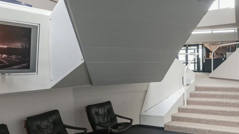 Meeting place in the ESO Headquarters entrance — Stillmotion