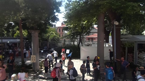 Historic courtyard with stone arches — Stillmotion