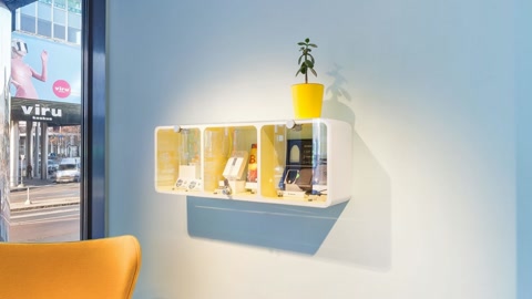 Clean room with glass doors and kiosk — Stillmotion