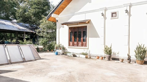 Traditional paper drying workshop courtyard — Stillmotion