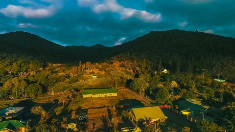 Valley at sunset — Stillmotion