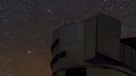 Night at Paranal — Stillmotion
