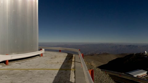 Moonlit panorama at La Silla — Stillmotion