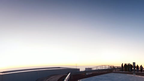 Very Large Telescope ready for action — Stillmotion